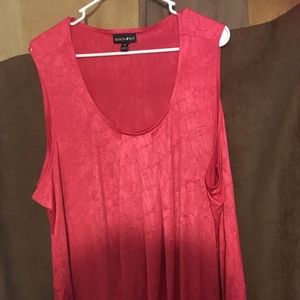 Blouse pull over new never worn